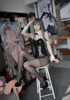 尼姑也疯狂第一季免费观看_BD英语动漫免费观看