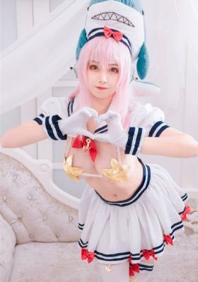 年轻丰满的继母亚洲精品_超清完整在线观看
